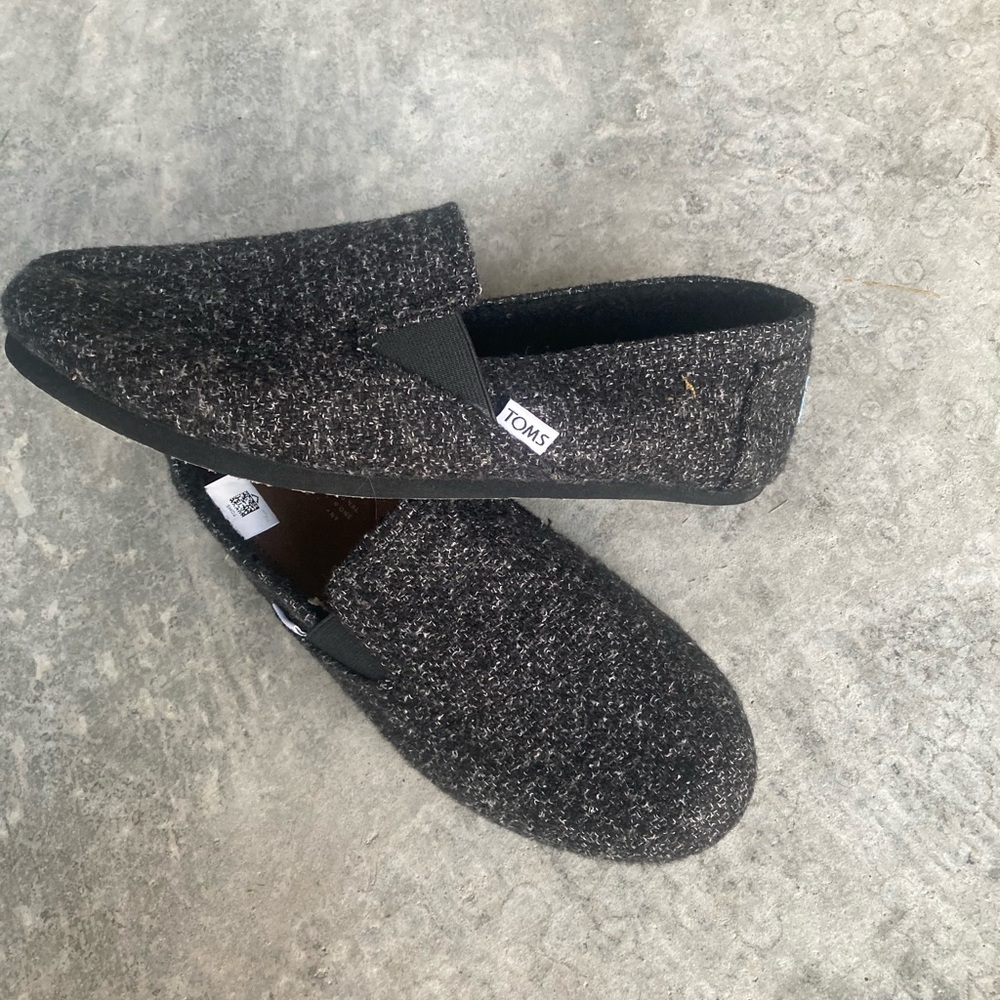 Toms fabric upper men’s Sz 10 loafer shoes - Picture 4 of 8